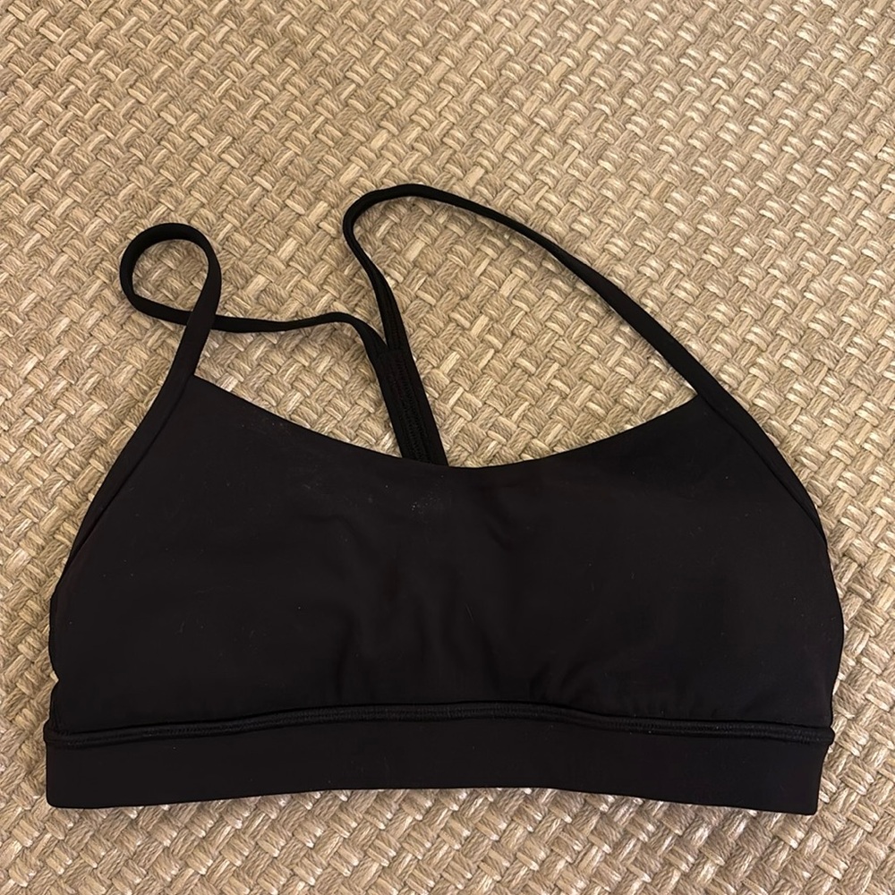 Size 4 Lululemon padded sports bra, never worn
